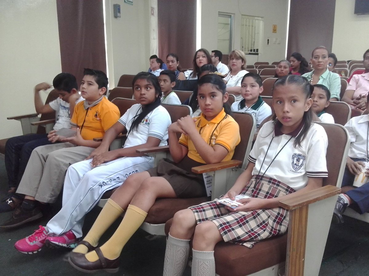 INE_TABASCO's tweet photo. Rendición de Cuentas del 10o @ParlamentoNinos en el 06 Distrito Electoral del #INE_Tabasco https://t.co/x3VNuvxJd9