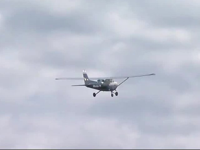 KSHB41's tweet photo. Lee's Summit plans to expand airport runway - https://t.co/14VD2z7E1g via @SarahPlakeTV https://t.co/ucYek4KbhM