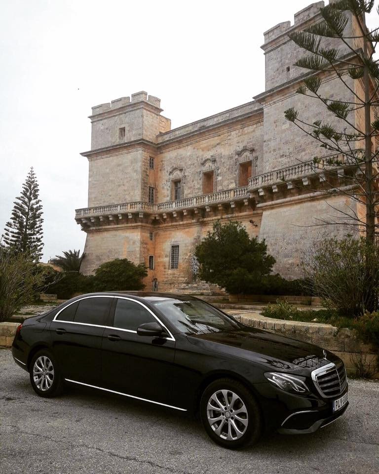 PerciusCarHire's tweet photo. @Percius #mercedesbenz at #Selmun Palace in #Mellieha #Malta https://t.co/qG6KfeG5Nz