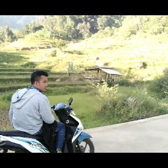 LeonDwiZ3's tweet photo. ayo pergi bersamaku #BIGOLIVE https://t.co/TUXn5LhuJM https://t.co/7W7mS7Bayh
