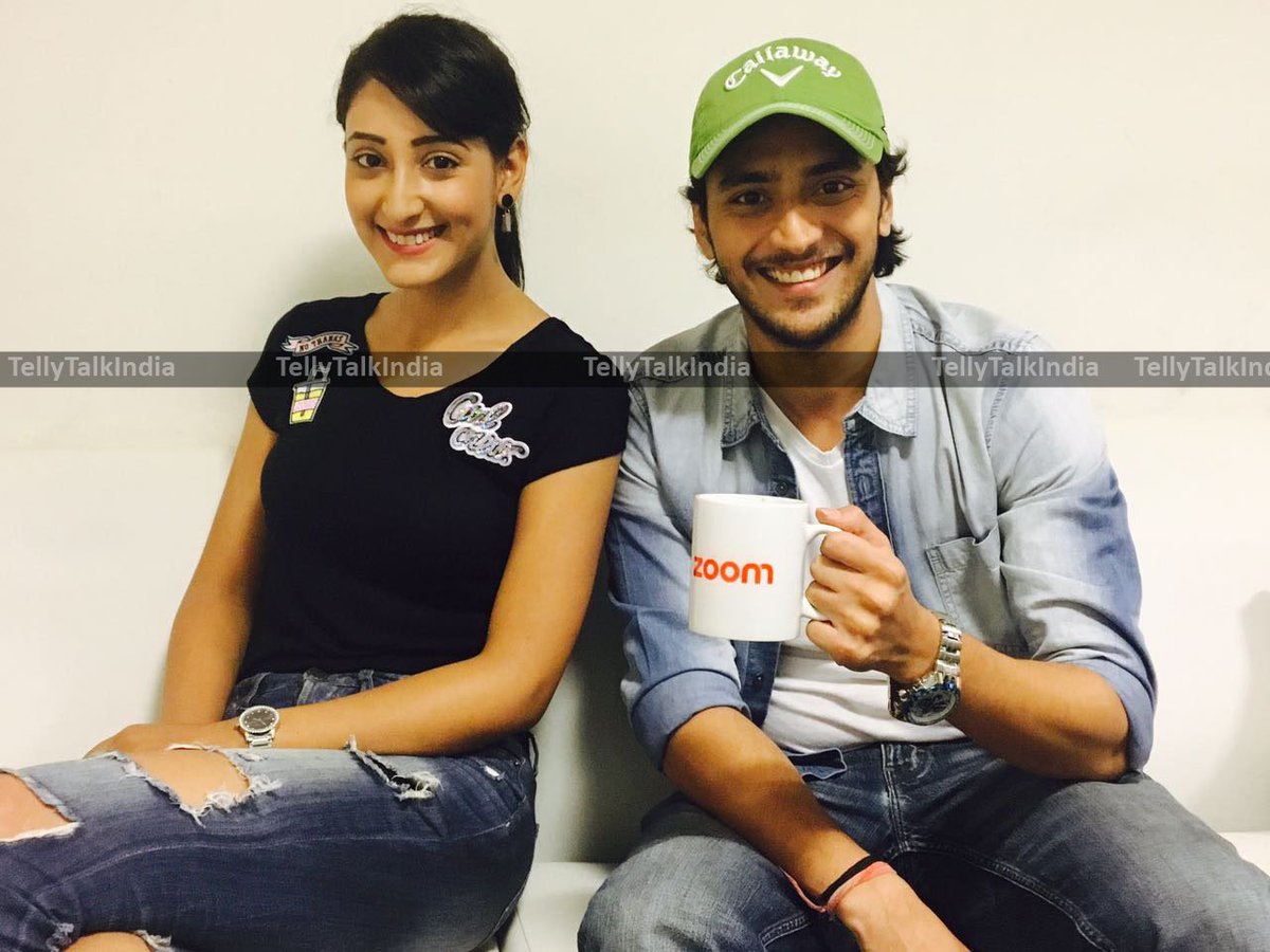 #EkRishtaSaajhedariKa stars @kinshukvaidya54 & @shivyapathania are here with us, today! Don't you just love them?!