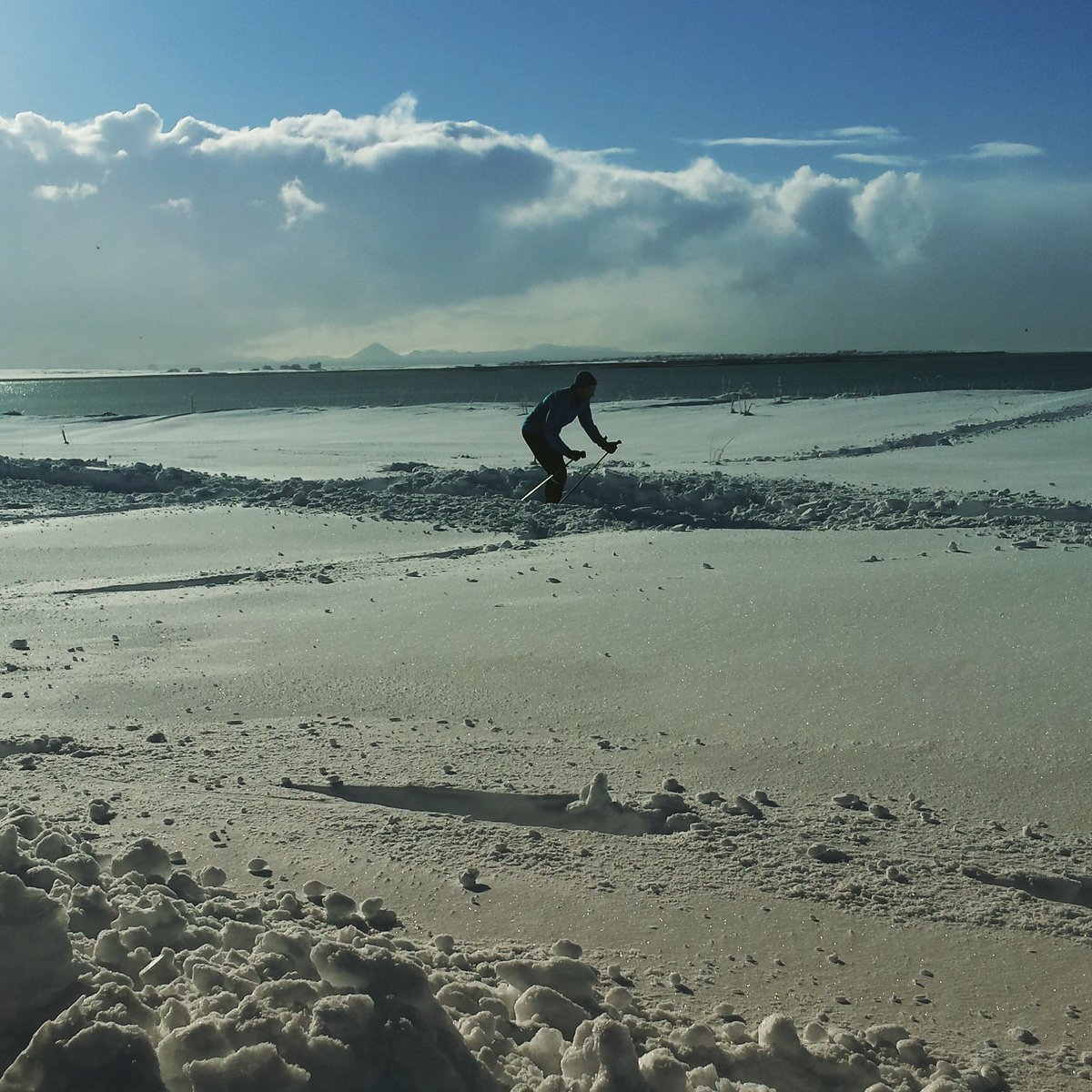 DewFountains's tweet image. #recordsnowfall #reykjavik #skiinginthecity #recordsnowfallfebruary2017