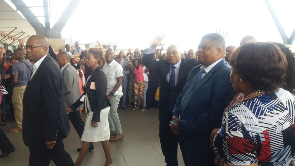 SAPoliceService's tweet photo. #sapsGP President Zuma visited #Soshanguve this am starting at Block L. The President embarked on a walkabout &amp; interacted with community ME https://t.co/PcVn6O7rLv