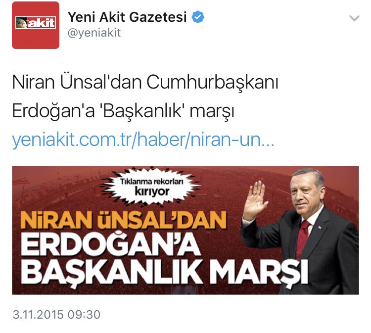 FidelOKAN's tweet photo. Erdoğan'a Başkanlık marşı yazdı.
EVET için propaganda yaptı.
Açılmak şeytana hizmet etmektir dedi. 

Ticari kayıp yaşadığı için başını açtı! https://t.co/ZdLIIVV5lz