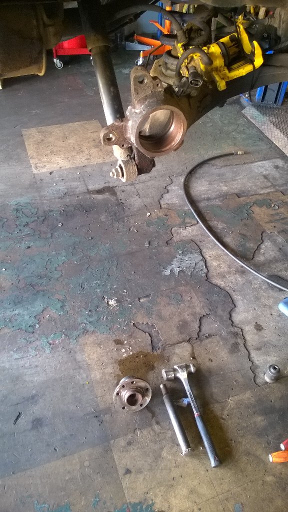 james_armo's tweet photo. @fitzpatrick75 the bearing is a lot quieter now #bigbearingbiggerhammer https://t.co/zo7ga430bO