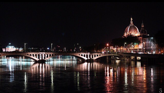 selenadpr's tweet photo. Lyon 📌 https://t.co/3OrrRhYRdg