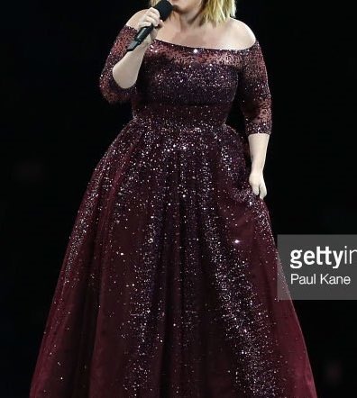 adelewink's tweet image. WHAT A DRESS