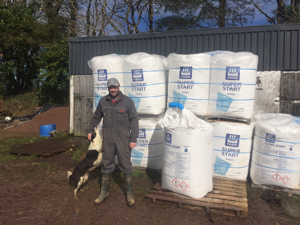 nigelmills16's tweet photo. Tom Donnelly from East Cork was blown away with the response he got from #Superstart 34%N.See more in today's Farming Independent advert. https://t.co/kI6L19c6qH