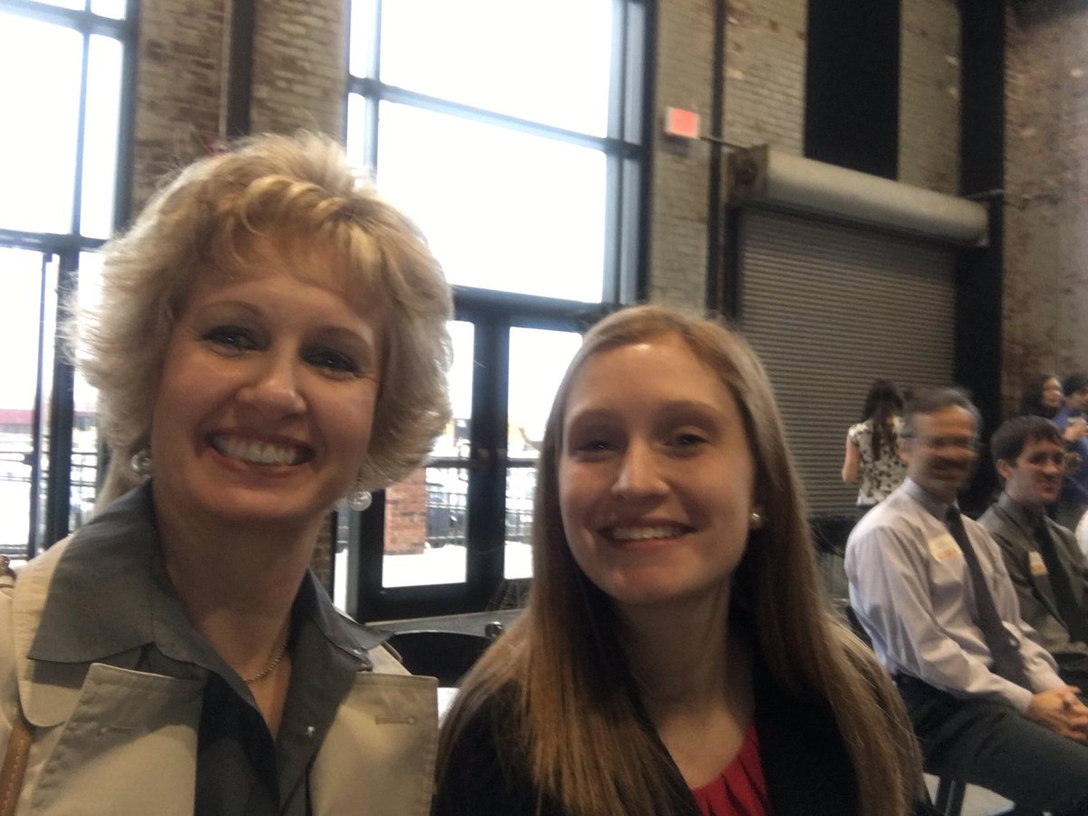 ILoveMyCamaro's tweet photo. #2017LobbyDay @MissouriPTAssoc #opposePOPTS #PTadvocacy @StLouisPT #STLPT https://t.co/94uO4HyR9r