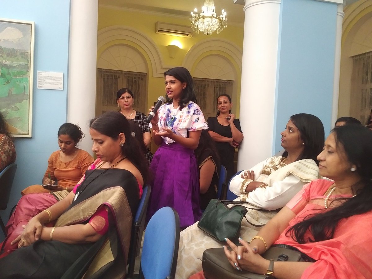 amritabahl's tweet photo. Yesterday'sDeeds give u ConfidenceForToday, today'sDeeds give u ConfidenceforTomorrow There's NoHoliday in #LearningConfidence-@thekiranbedi https://t.co/ZbSA05bIfw