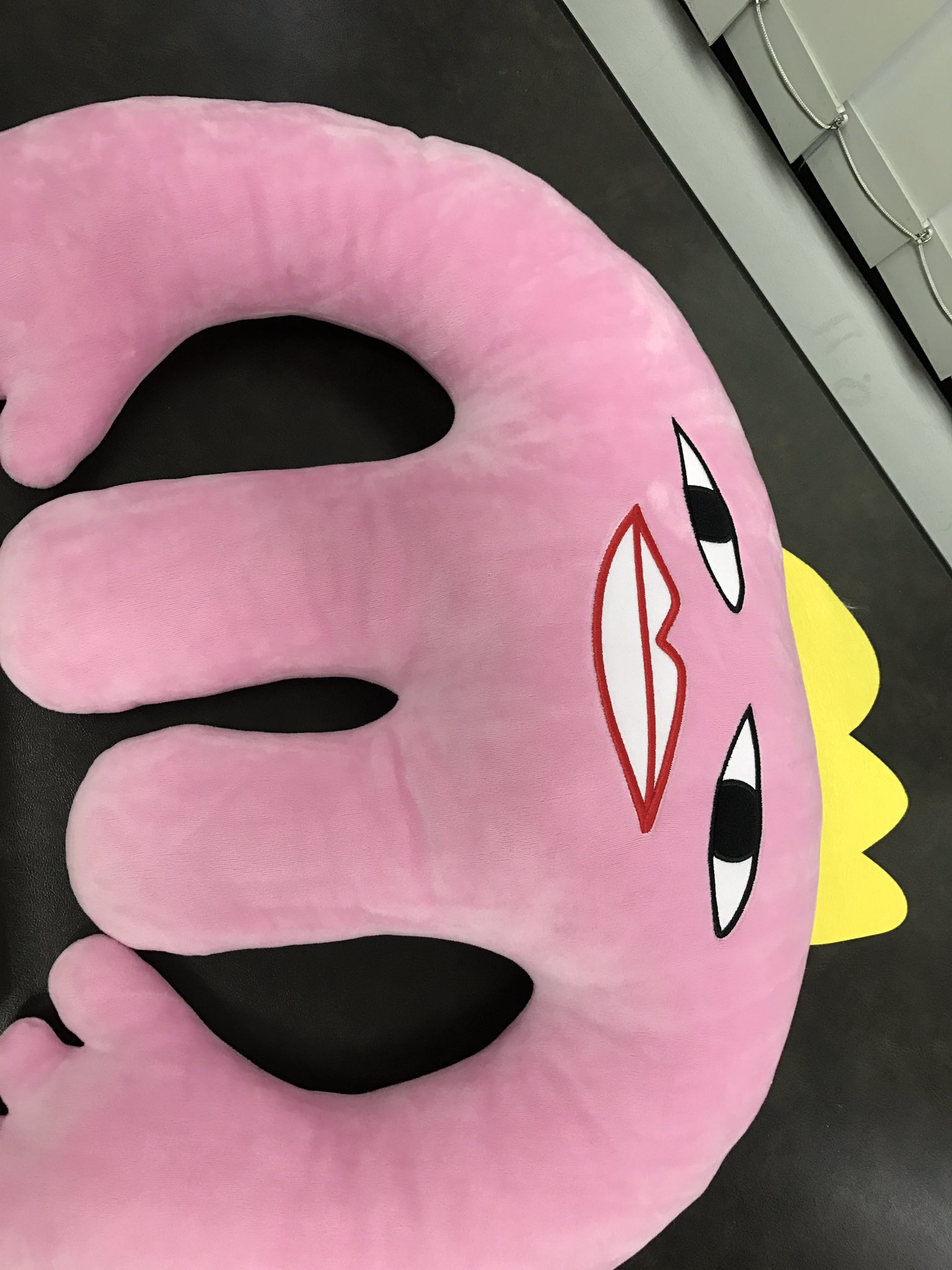あ 俺癒さんから癒し大王クッション頂きました 相変わらず拓也のデザインはきもちわるい きもちわるい ありがとうございました 話題の画像がわかるサイト