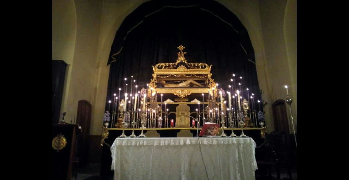 Hoy continuaremos con el segundo día de Quinario al Santo Cristo Yacente. A las 21:00 en la Ermita de la Soledad.