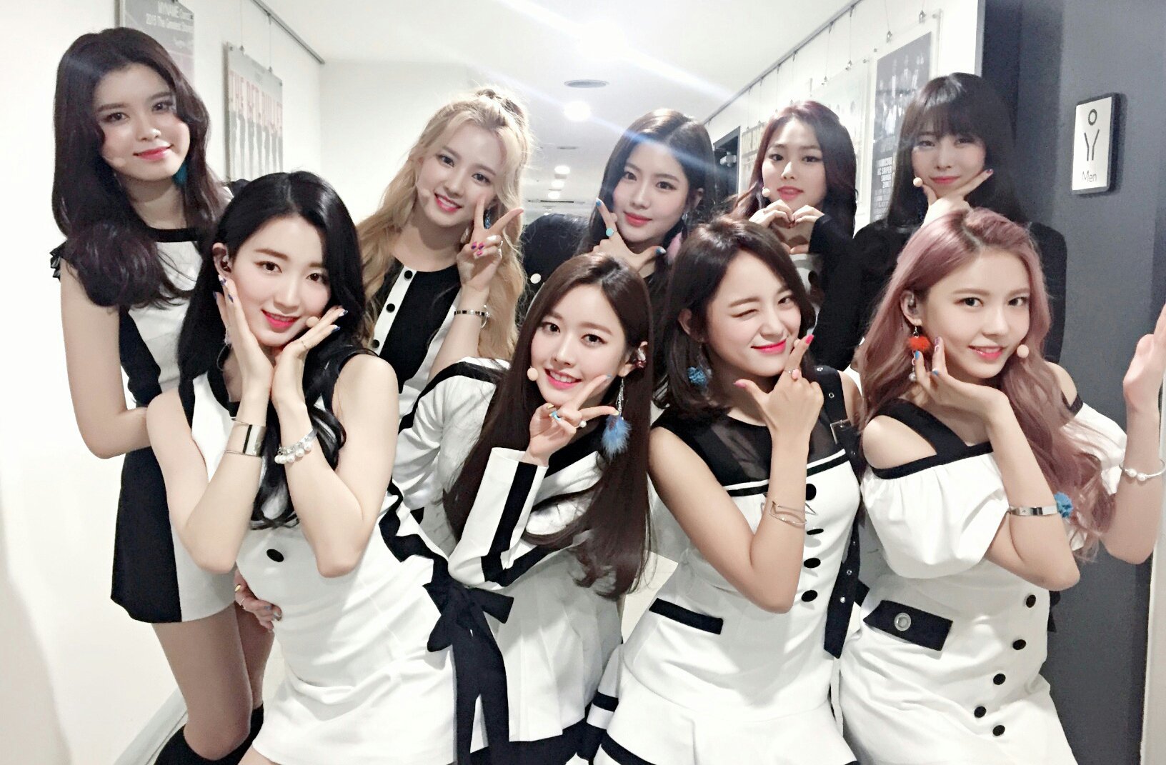 gugudan(구구단) na Twitterze.