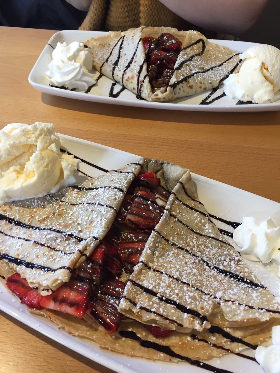 leahchan94's tweet photo. Happy Pancake Day!!😍 https://t.co/gLN5KpvWrw