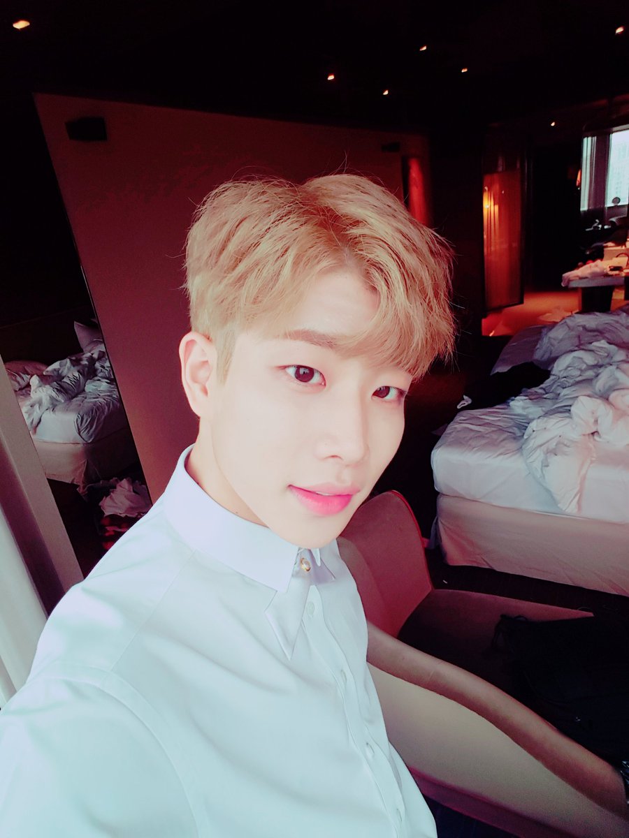 아로하 자주보라💜
글쓴이 엠보라
#ASTRO #AROHA #아스트로 #아로하 #💜