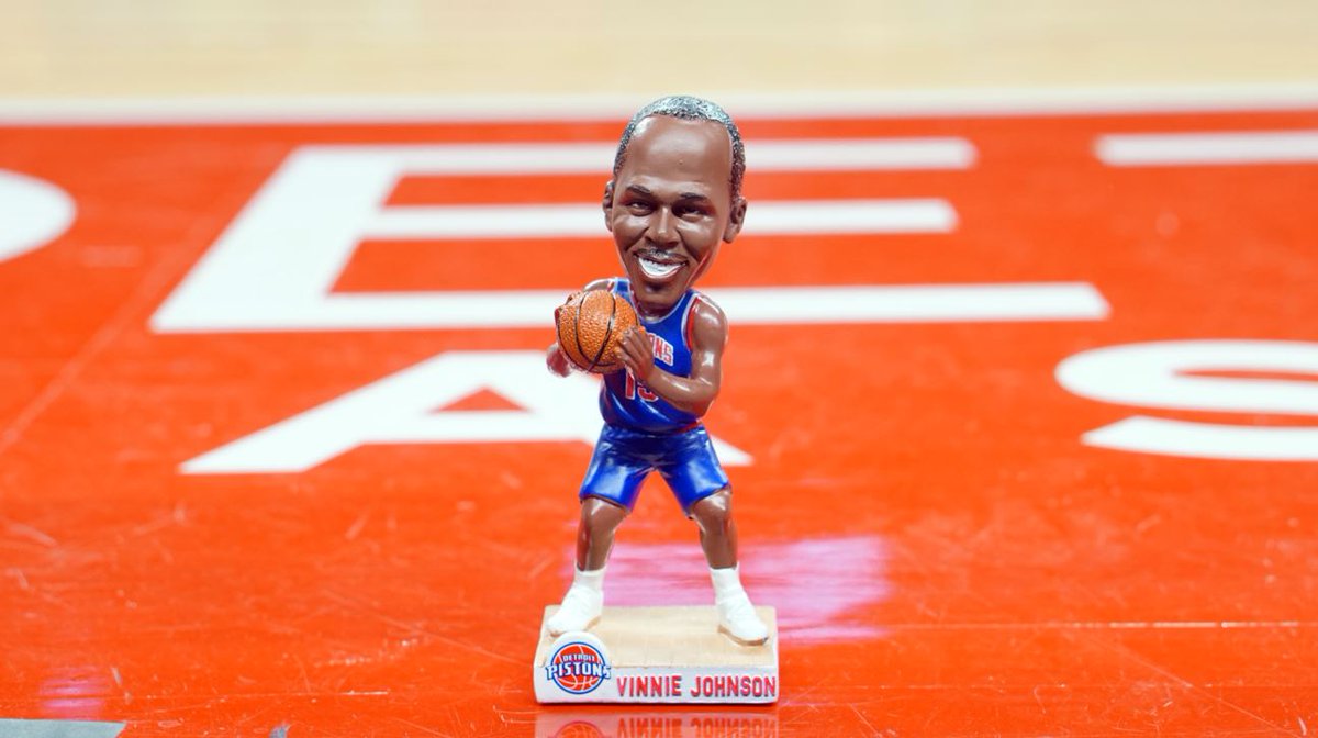Get here early tonight - first 10,000 fans get this Vinnie Johnson bobblehead! #DetroitBasketball https://t.co/cG4R3wBCJM