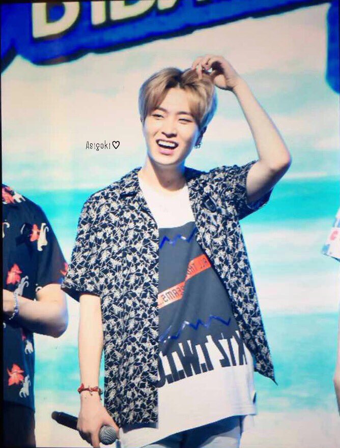 ASiGoKi's tweet photo. Preview 170228 EST Press con 😄😄😄 @GOTYJ_Ars_Vita 
#YOUNGJAE #영재 #GOT7 #갓세븐 
#estเท่านั้นฟินสุดซี้ดกับGOT7 #estซ่าซี้ดสุดขั้วกับGOT7 https://t.co/7CUPvIEnV8