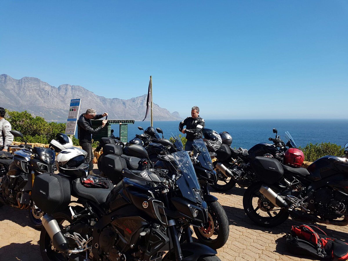 YamahaMotorIT's tweet photo. La potenza e l'agilità dell'#MT10 stanno dando spettacolo tra i paesaggi mozzafiato del Sud Africa! #MT10test #YamahaDarkSide https://t.co/Xj7HOhjfM6