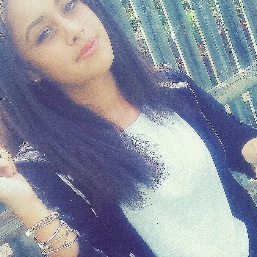 modeflashy's tweet image. Un jour ma mère ma dit.''Tu sais quand tu n'arrives pas à oublier qq'un c'est parce qu'il est fait pour rester dans ta vie''
Vraiment ? ? ?