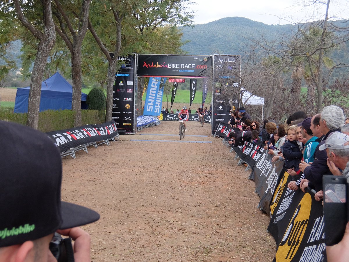 IMDECO_'s tweet photo. Finaliza la Etapa 3 de la @AndBikeRace 2017 en #CÓRDOBANHD. Felicidades Participantes y Organización !! Suerte próximas Fuerte Abrazo https://t.co/6kdBdF9Cte