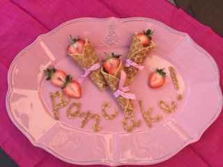 JS0600's tweet photo. @axainsurance #AXAPancake inviting you to my #PancakeDay! https://t.co/ybXHdZ8Zsf