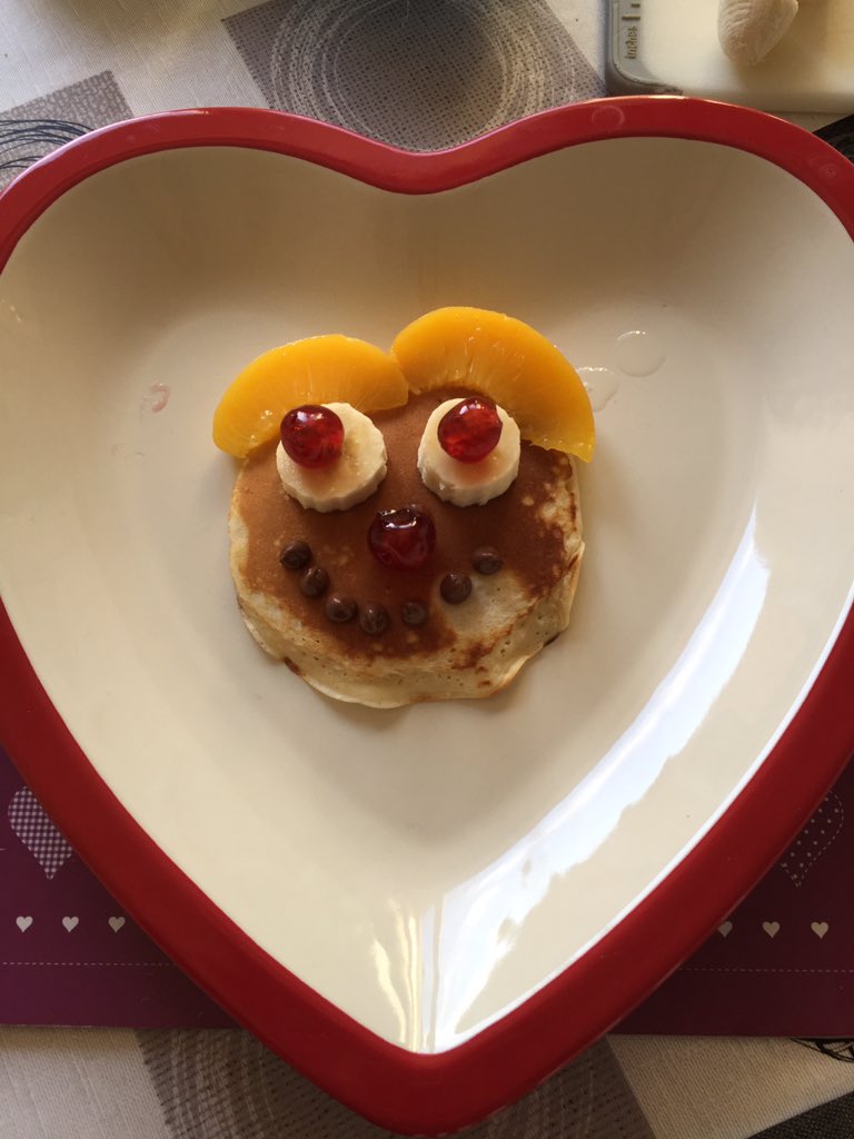 lucyrobinson3's tweet photo. @axainsurance #AXAPancake here's our pancake creation 🥞❤ https://t.co/uZdx3QRNqy