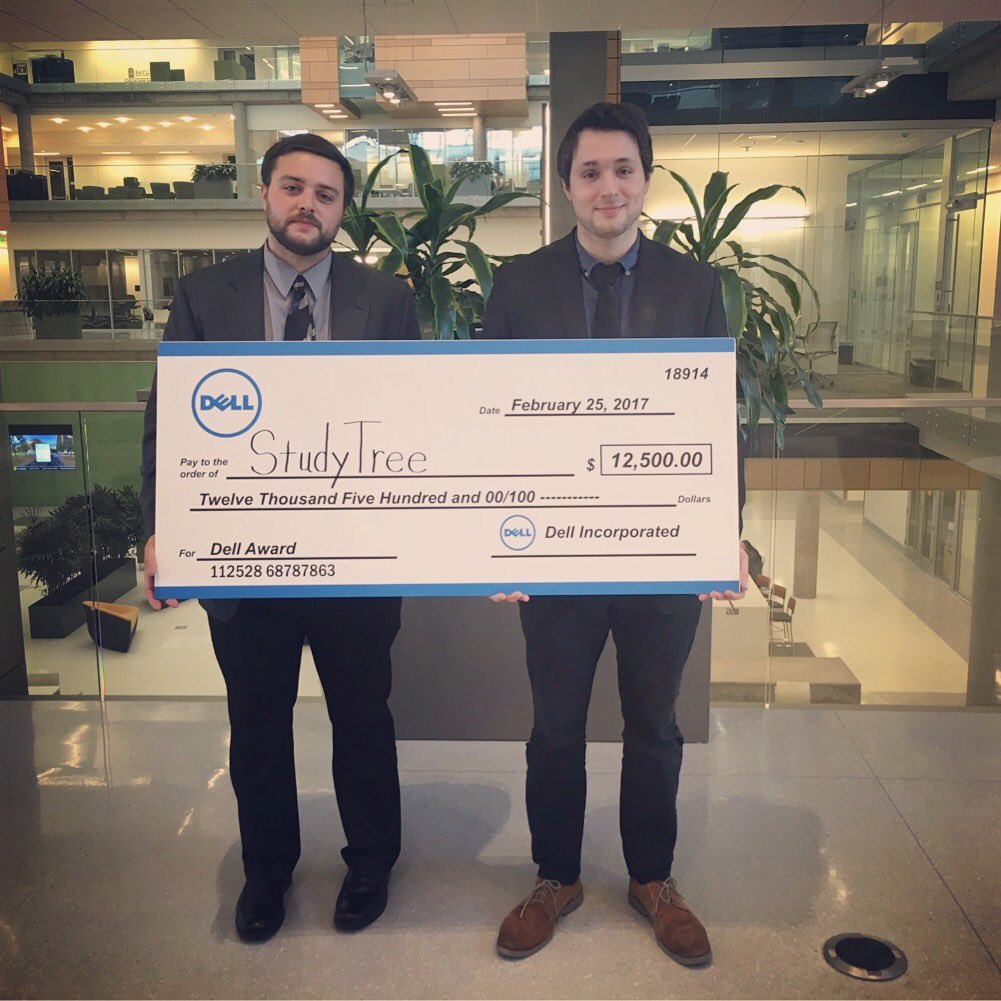 StudyTreeApp's tweet image. Our team wins the Dell Innovation Award!
