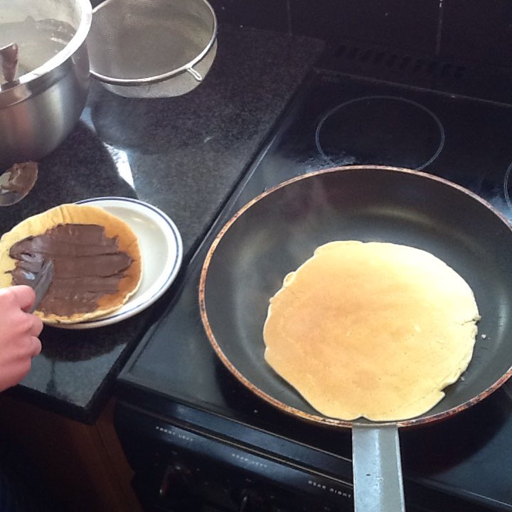 olgrove_HomeEc's tweet photo. Some of the girls making pancakes @olgrove today! https://t.co/0QOKtp22Ci