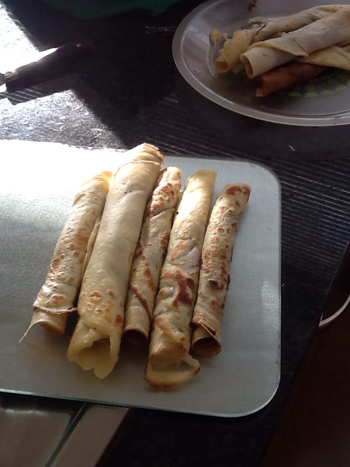 olgrove_HomeEc's tweet photo. Some of the girls making pancakes @olgrove today! https://t.co/0QOKtp22Ci