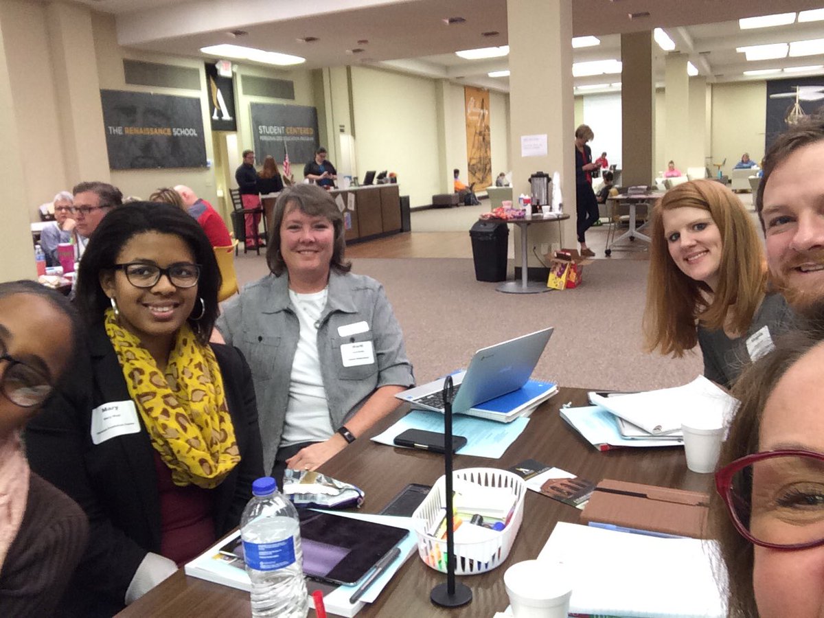 JackieAFlowers's tweet photo. Vertical Team Orientation Meeting #FCSLearn #al_bpc #ALPartners #A+CR https://t.co/vGRRTU7nyD