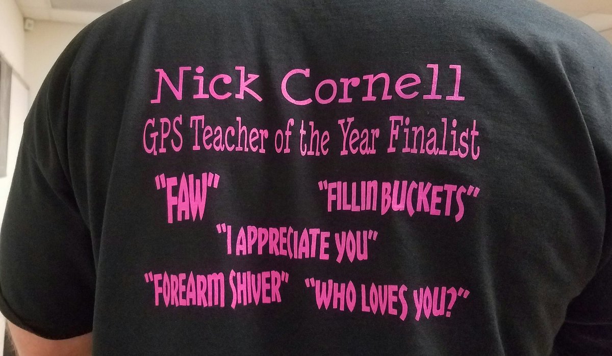CVSportsMed's tweet photo. CAMPO FAMILY!! Coach Cornell is up Teacher of the Year (TOY) for all Gilbert Public Schools! Fav/RT if you agree @Marcietaylor14  @DLT_CVHS https://t.co/av1xyPAXXo