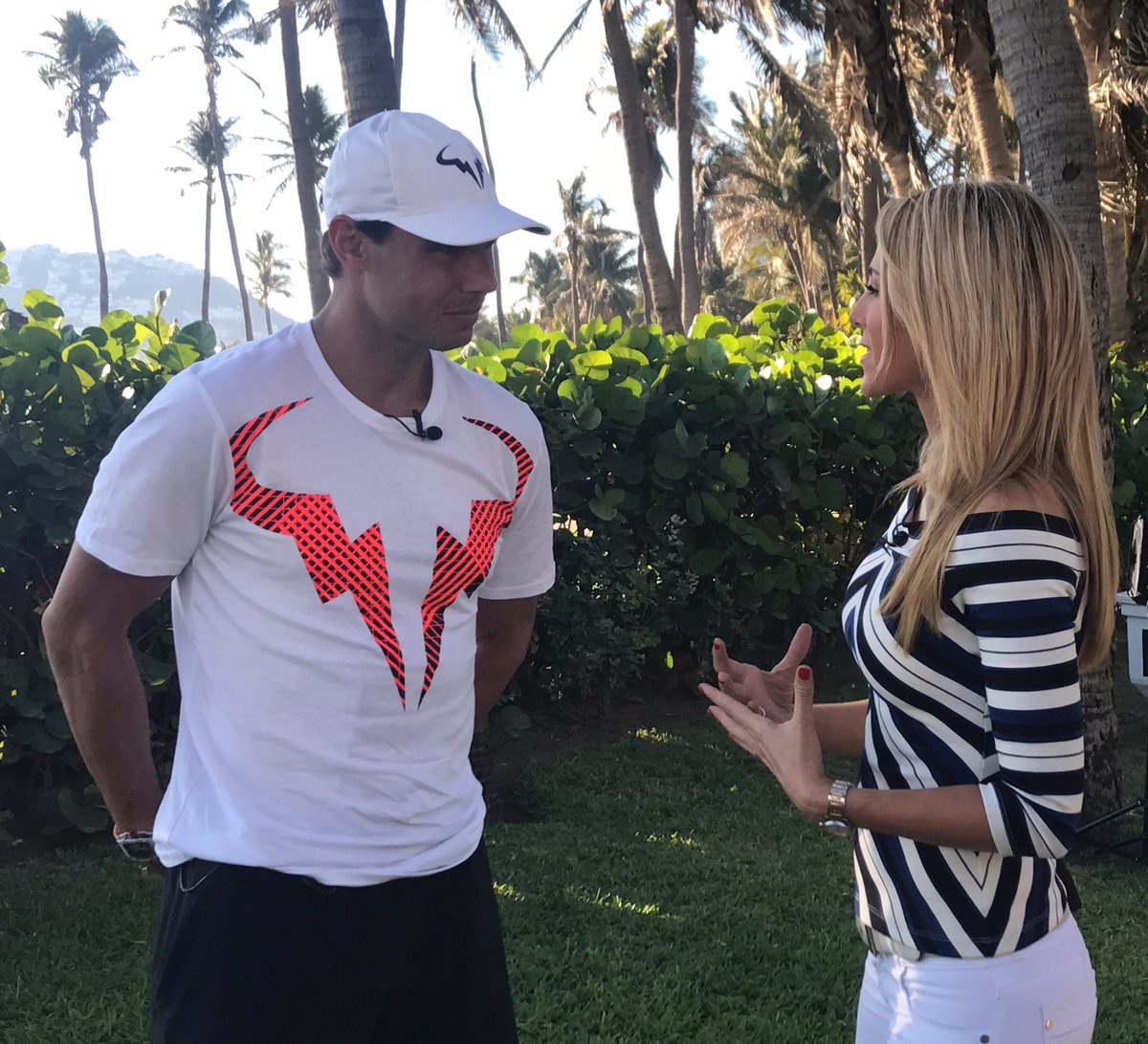 InesSainzG's tweet photo. Entrevista con @RafaelNadal que está de vuelta en #Acapulco y listo para volver a la cima 🏆🎾 se siente en un gran momento y ya es tiempo!! https://t.co/dNyoNNcX5I