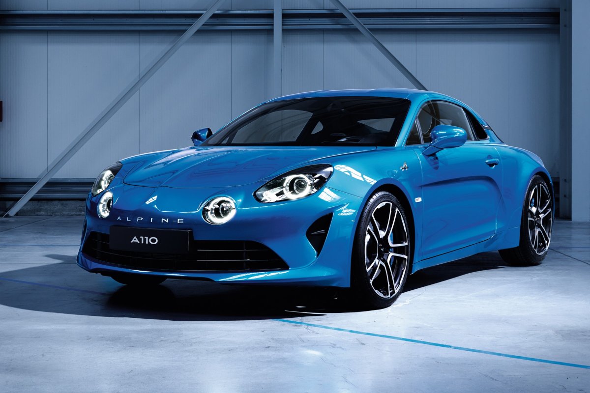 RenaultBiH's tweet photo. #Alpine #A110 spreman za proizvodnju 👍 https://t.co/aVfaFHtXr8