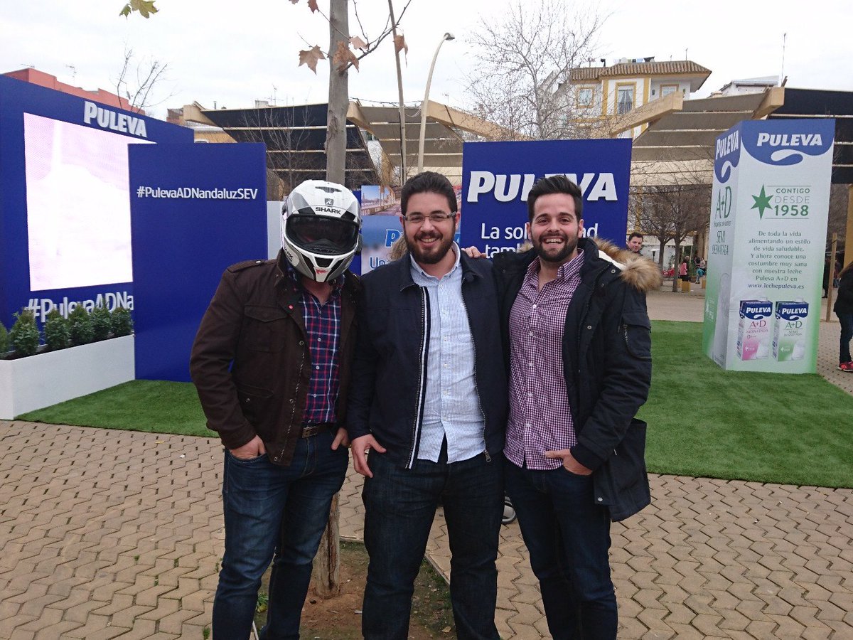 #PulevaADNandaluzSEV colaborando con puleva, un tweet un litro de leche
