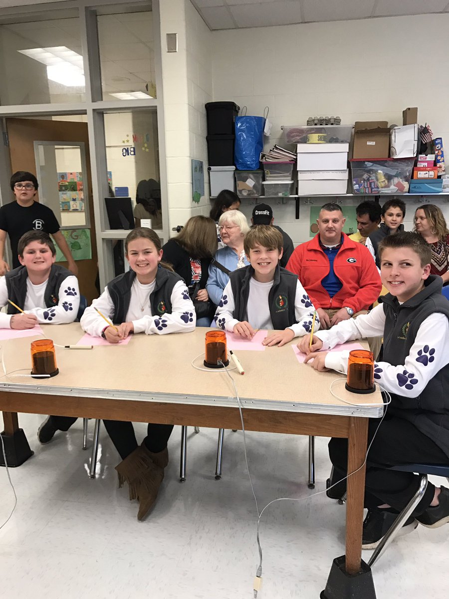bethc101110's tweet photo. Glanton-Hindsman Elementary Academic Team is ready to compete in finals!  Best of luck! https://t.co/PCmYg7Ixdf