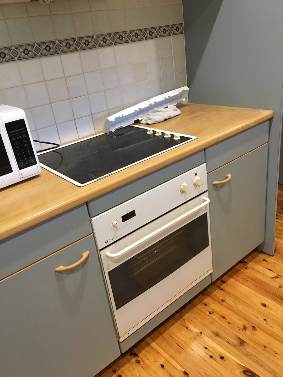 michael96500849's tweet photo. LOVE!! The newly polished floor boards ๐@wilsonlunatv now it's time to complete the rest of the house ๐ #refurb2sell https://t.co/A9pq2FS6dt