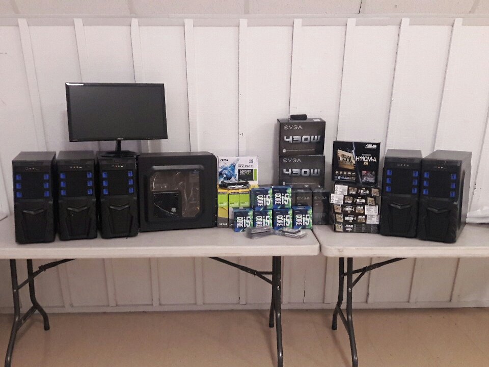 NYIT_Esports's tweet photo. Time to start building #esportscomputers #nyit #anditdontstopcoming https://t.co/4xPD3UC7OX