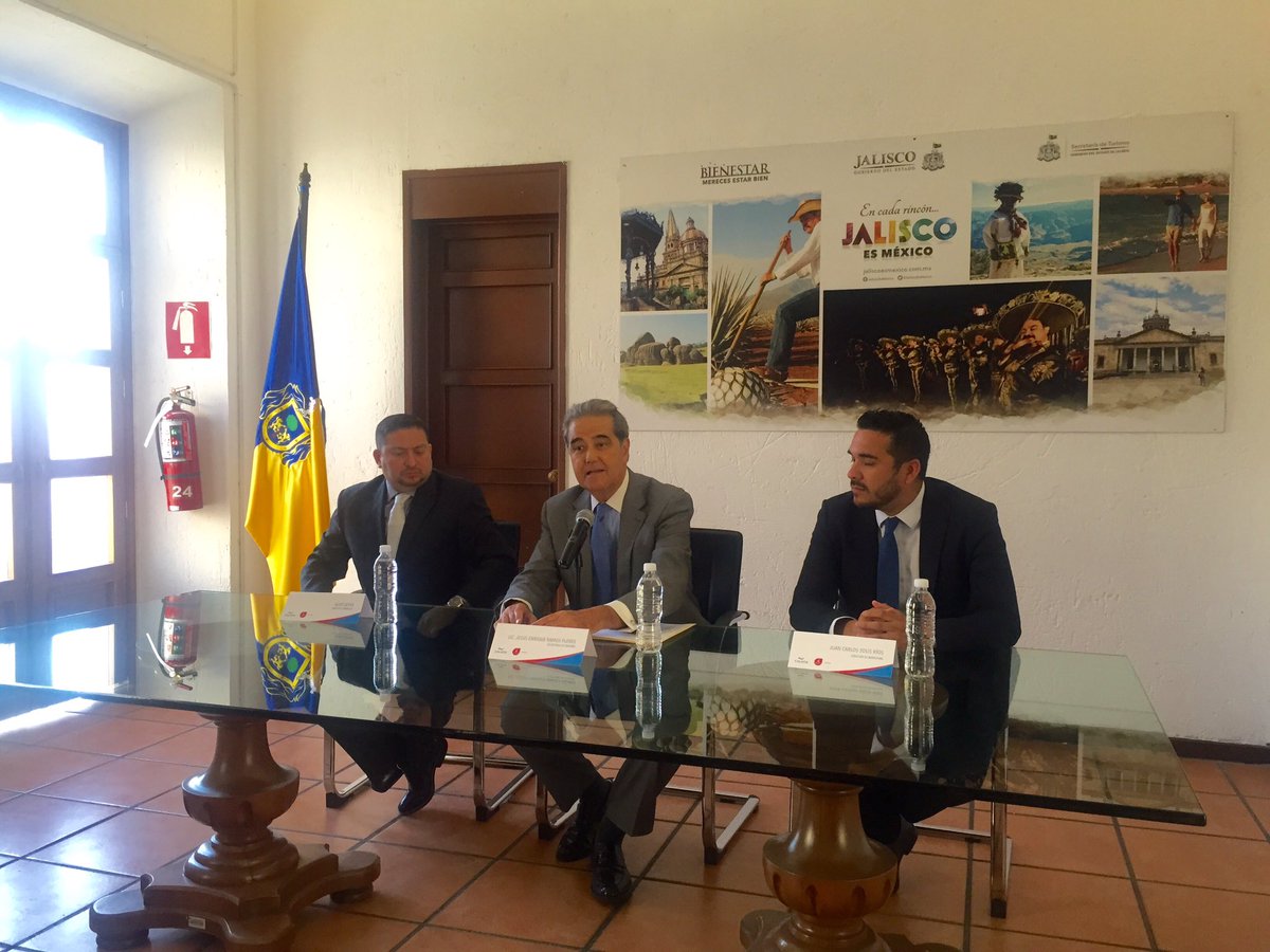 Es un orgullo para nosotros que la empresa <a href="/calafiaairlines/">Calafia Airlines</a> ponga sus ojos en #Jalisco al abrir la ruta Guadalajara-PuertoVallarta!