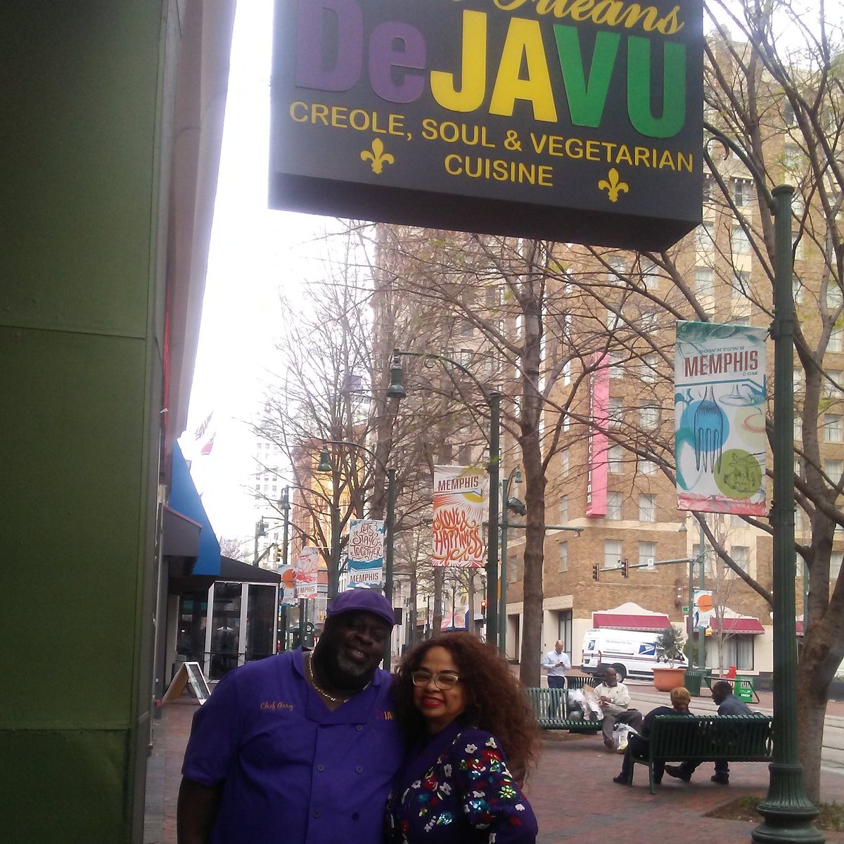 ChefGaryWms's tweet image. Mardi Gras tonight special smoked turkey necks corn and potatoes also Nola nacho with crawfish