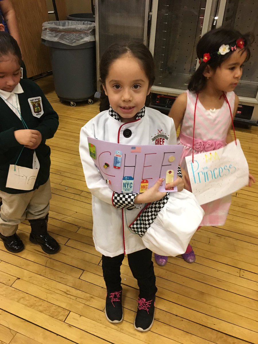 bhart610's tweet image. More from the #sasreadingweek vocabulary parade! Beautiful, careful, medic, chef!  So many creative words today! #saspride