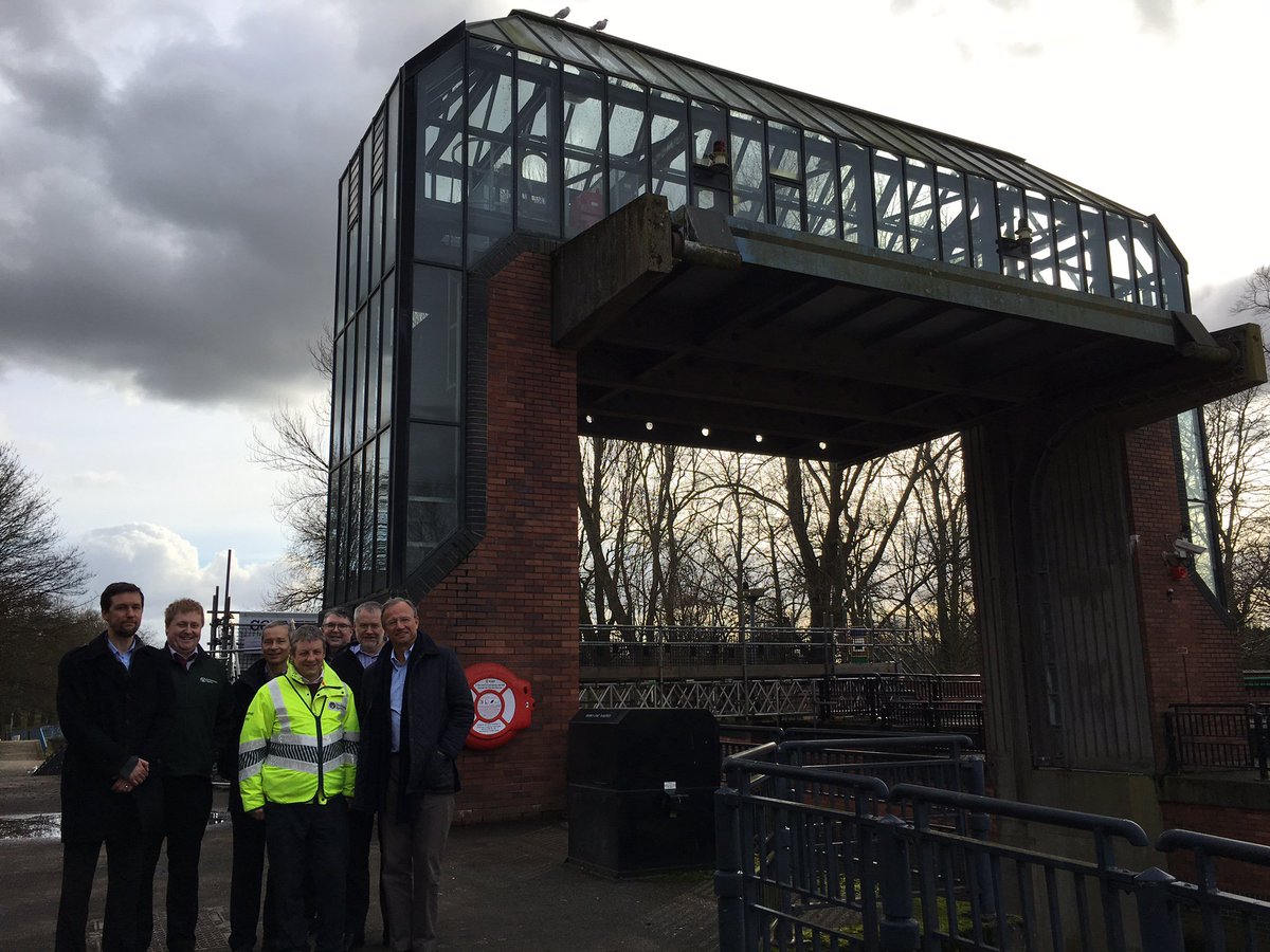 cabinetofficeuk's tweet photo. The IPA visited @EnvAgency Foss Barrier flood defences scheme. We're supporting the delivery of this vital UK infrastructure project in York https://t.co/sMQkZDYPIu