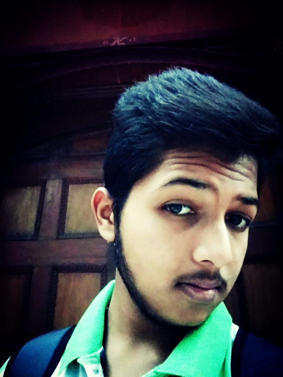 YashSawa's tweet photo. #Focus. #Random_Clicks #beardare https://t.co/luGRqVgyBH