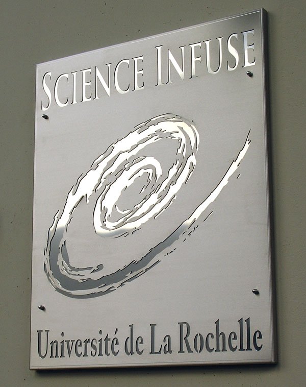 UnivLaRochelle's tweet photo. 🥇Médaille d'or pour la bière Science Infuse Mandarina, produite à @UnivLaRochelle, au salon de l'agriculture ! #DiplomeOpérateurdeBrasserie https://t.co/p3qI8dVoWY