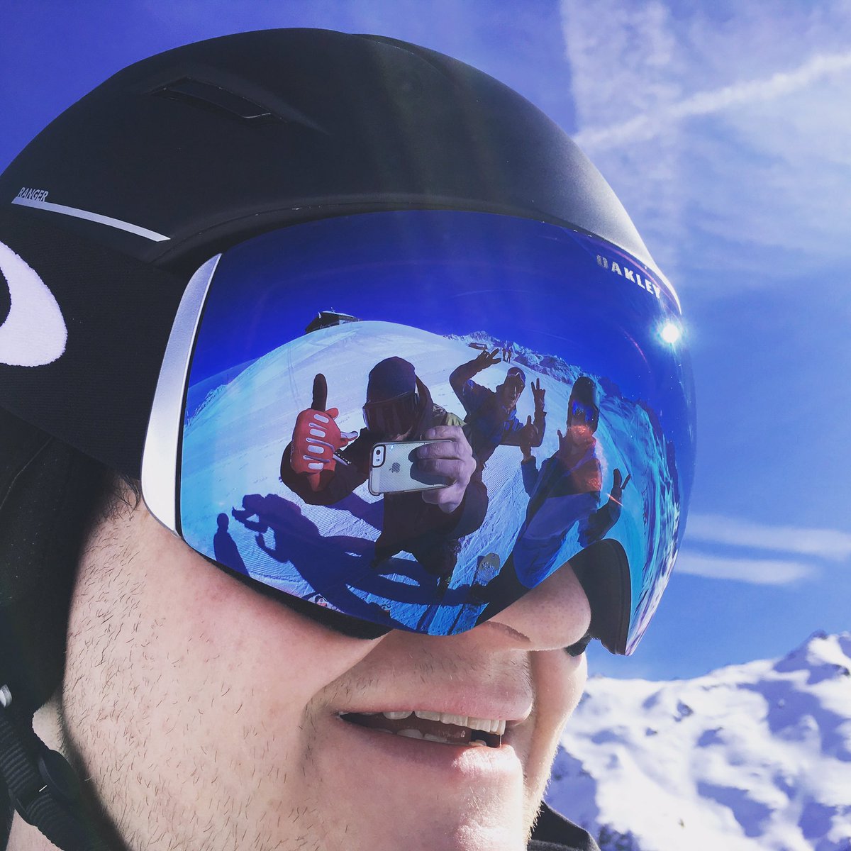 BrennaBoyle's tweet photo. Fun in the sun and snow #snowboarding #skiing https://t.co/l6LLIywMxE