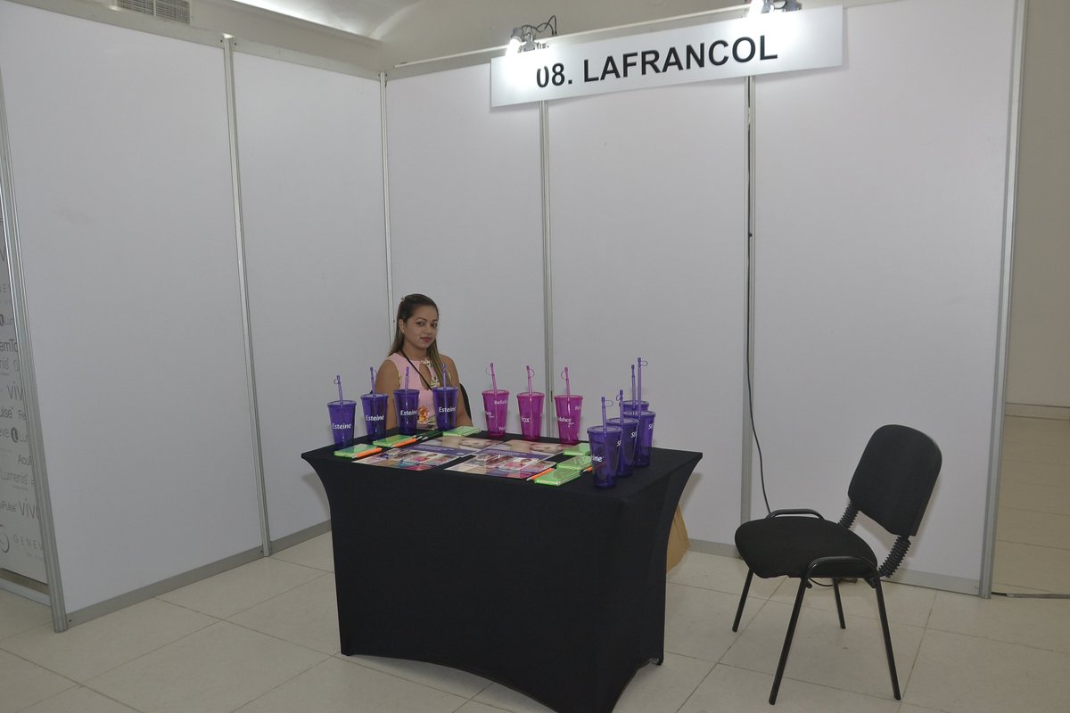 AGEOC_'s tweet photo. Muchas gracias #LaFrancol por su asistencia al Primer Congreso Mundial de #GinecologíaCosmética 
#1sWCCG #VISLGC #CongresoGinecología https://t.co/gRDreDr5GR