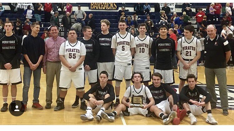 PerrydaleHS's tweet photo. Our boys are off to state! Have a safe trip to Baker 🏀🏀 #statebound #bakercity #2017 #1983 https://t.co/us4OP2RtA2