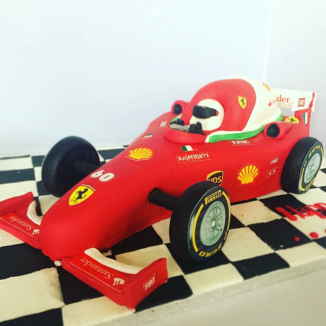 TintoreraRacing's tweet photo. An amazing Ferrari F1 Cake #artcardia_cakes #cakes #Ferrari #carcakes #celebrationcakes https://t.co/TwGNEQyo9R
