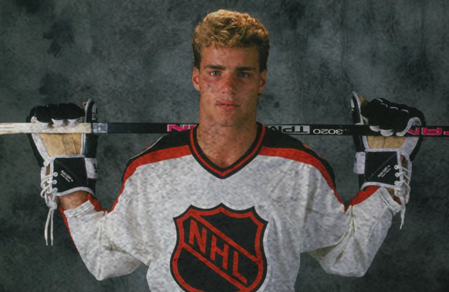 Happy birthday Eric Lindros born today in 1973.   