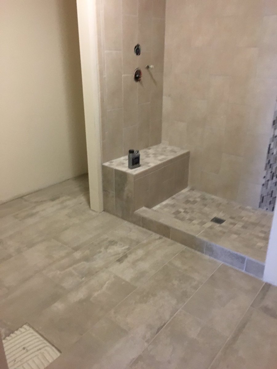 tkdstile's tweet photo. Love waiting on glass. https://t.co/ruQaBC88hj