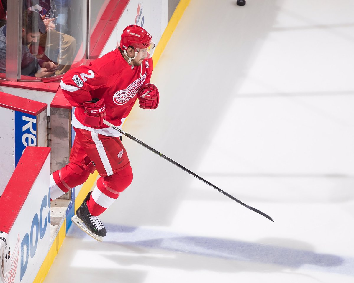 DetroitRedWings's tweet image. Update: #RedWings acquire 2nd Rd draft pick in 2018 and a 3rd Rd draft pick in 2017 from the Rangers in exchange for D Brendan Smith.